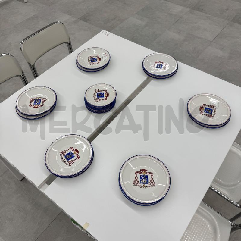 SET PIATTI ISERNIA SCUDETTO 18PZ | Mercatino dell'Usato Roma torrevecchia 1