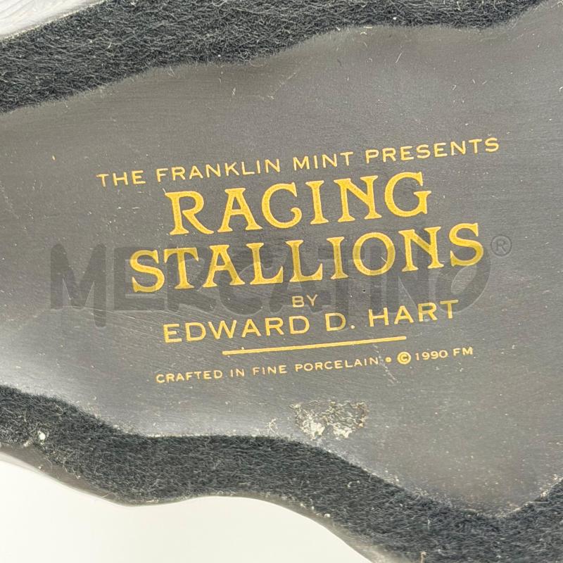STATUA CER CAVALLO NERO D.HART | Mercatino dell'Usato Roma torrevecchia 5