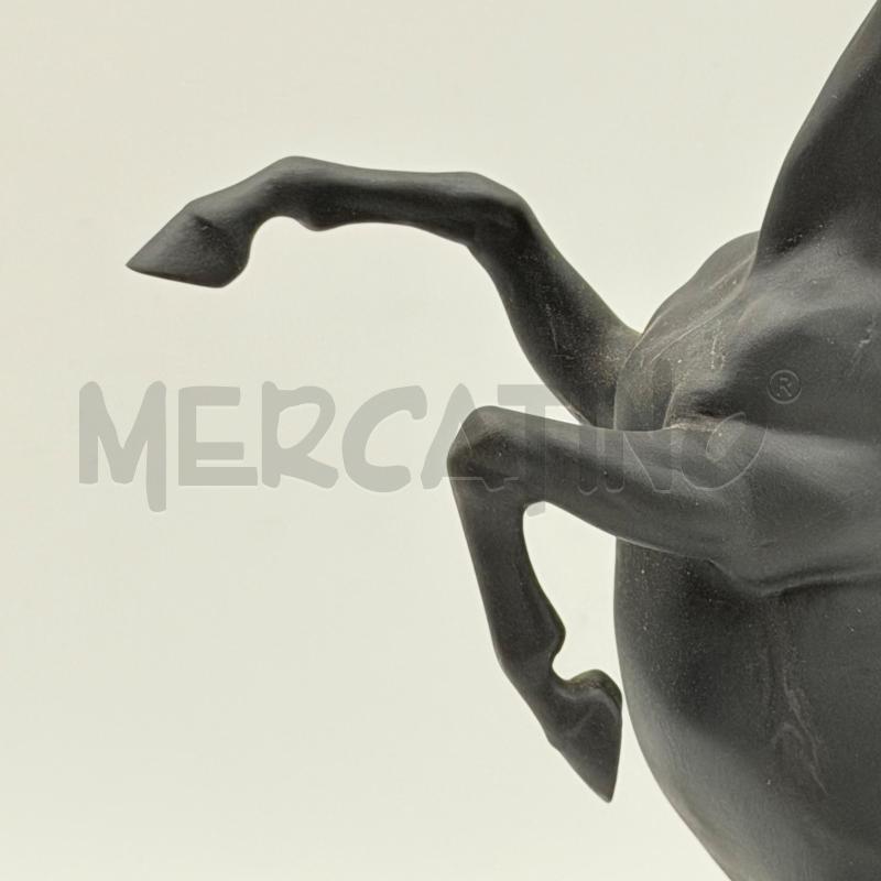 STATUA CER CAVALLO NERO D.HART | Mercatino dell'Usato Roma torrevecchia 4