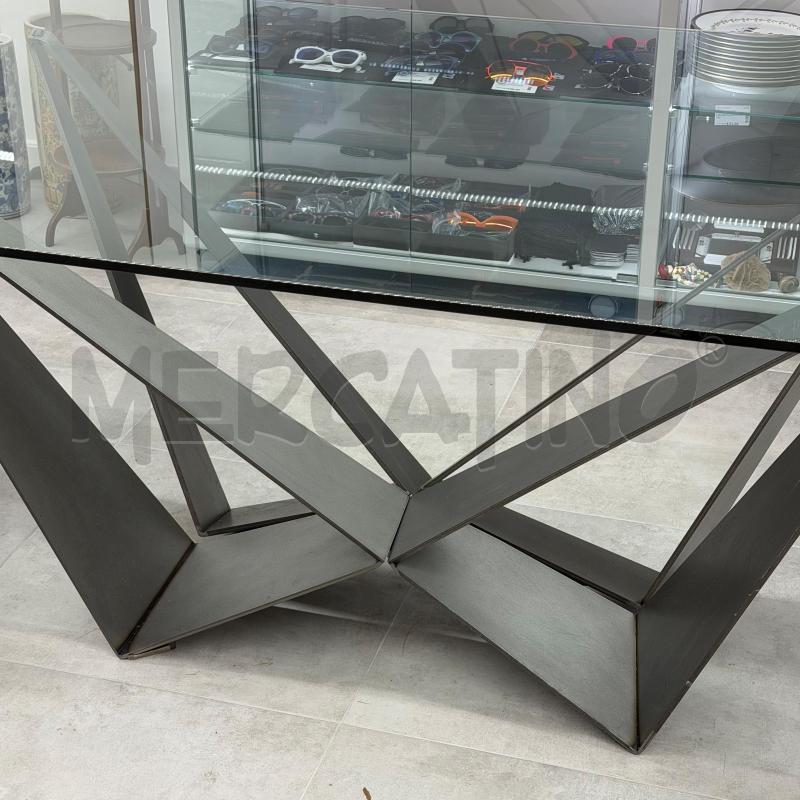 TAVOLO CRISTALLO BASE METALLO 2 PICCOLE IMPERFEZIONI | Mercatino dell'Usato Roma torrevecchia 2