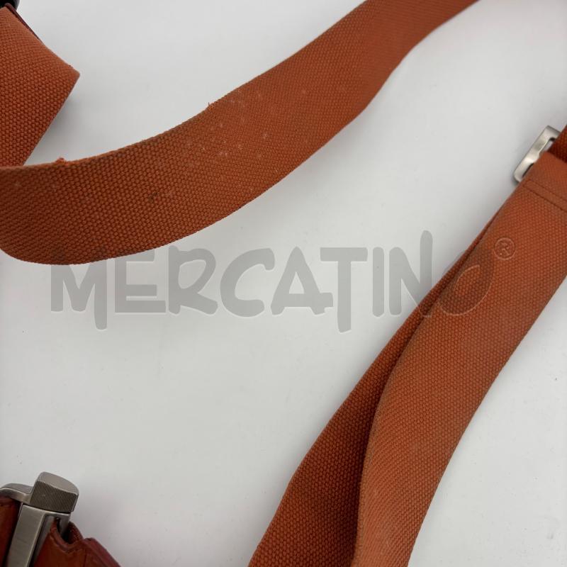 TRACOLLA PELLE PIQUADRO ARANCIONE | Mercatino dell'Usato Roma torrevecchia 3