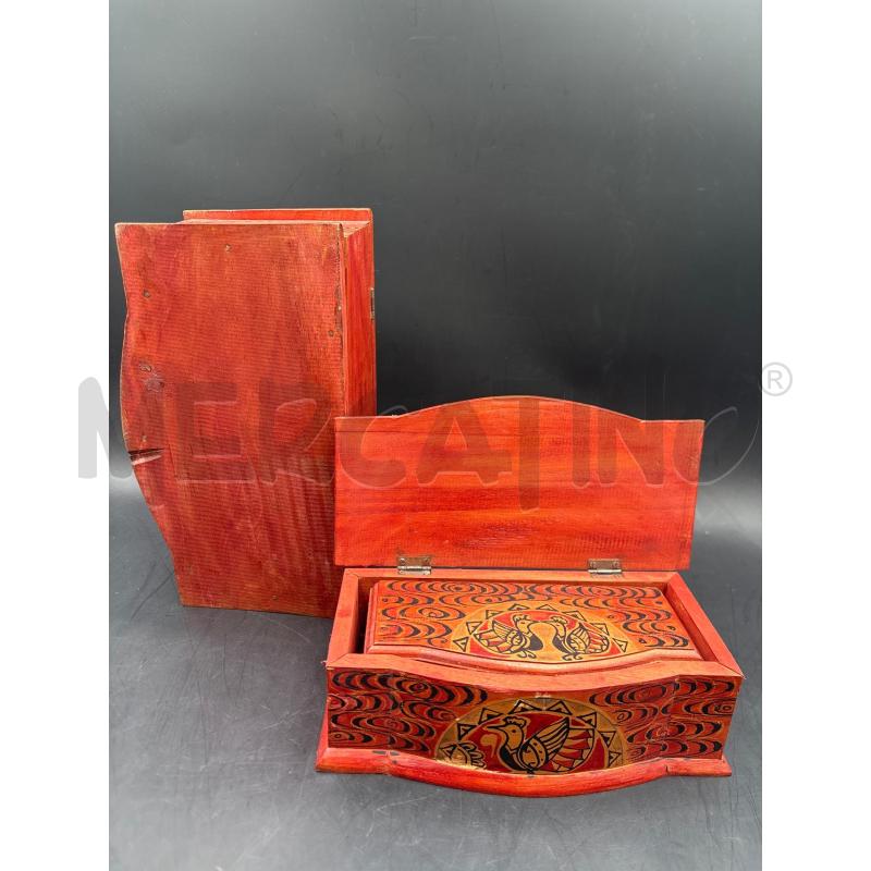 TRIS SCATOLE ETNICHE ROSSE DECORATE | Mercatino dell'Usato Roma torrevecchia 2