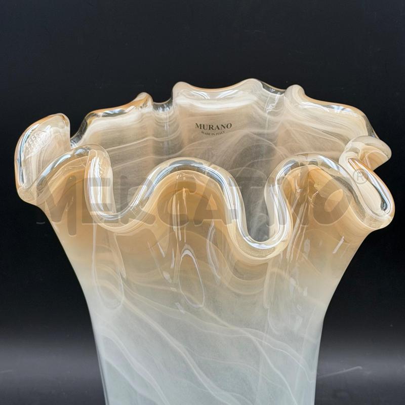 VASO MURANO FAZZOLETTO GIALLO BIANCO | Mercatino dell'Usato Roma torrevecchia 2
