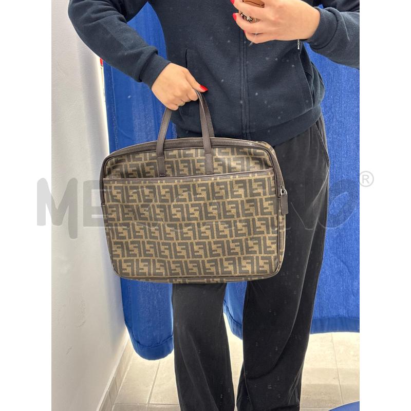 VENTIQUATTRORE FENDI IN TELA MARRONE | Mercatino dell'Usato Roma torrevecchia 5
