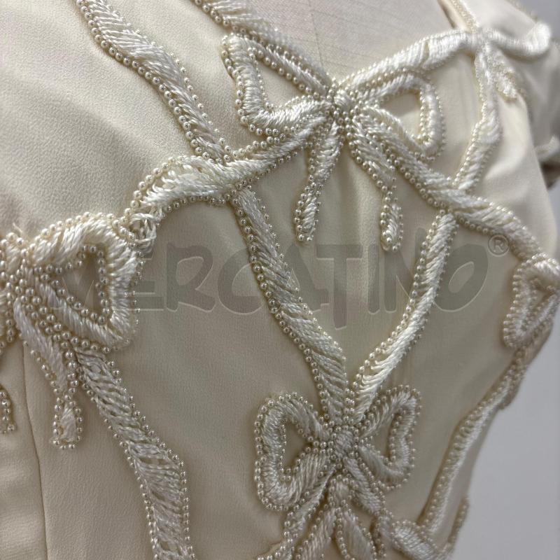 VESTITO D BIANCO SETA TOP RICAMI PERLINE  | Mercatino dell'Usato Roma torrevecchia 4
