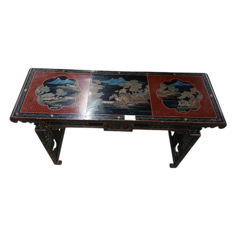 CONSOLE ORIENTALE CON INTARSI NERA | Mercatino dell'Usato Roma ostia 2