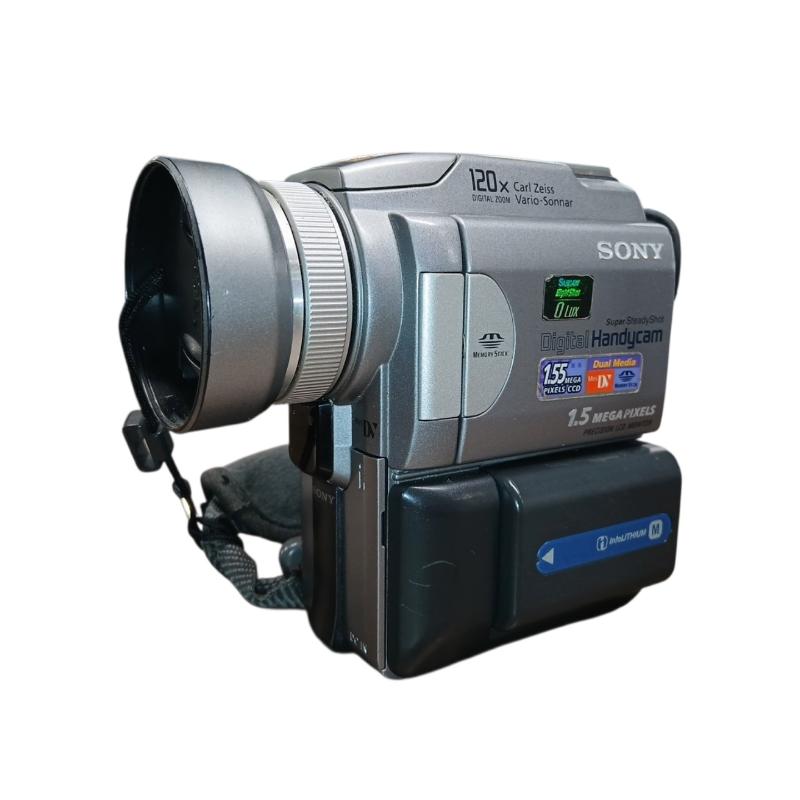 HANDYCAM SONY 1.55MEGAPIXEL CARL ZEISS | Mercatino dell'Usato Roma ostia 1