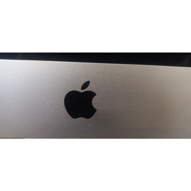 IMAC APPLE 21.5+MOUSE COMP.+TASTIERA APPLE | Mercatino dell'Usato Roma ostia 3