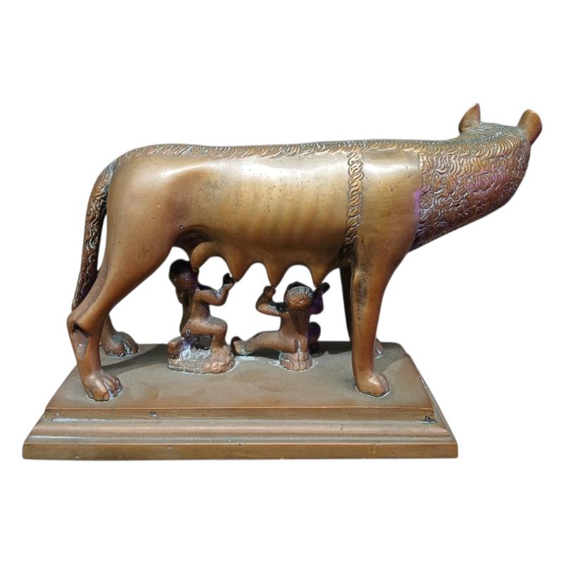 LUPA CAPITOLINA BRONZO | Mercatino dell'Usato Roma ostia 4