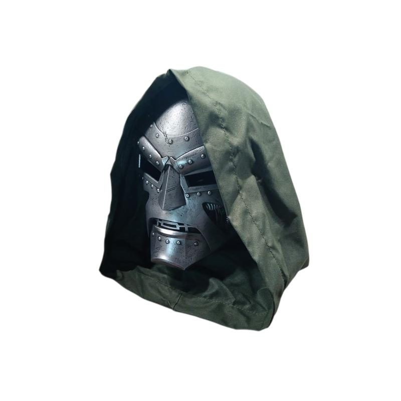 MASCHERA DOCTOR DOOM MARVEL LEGENDS | Mercatino dell'Usato Roma ostia 2