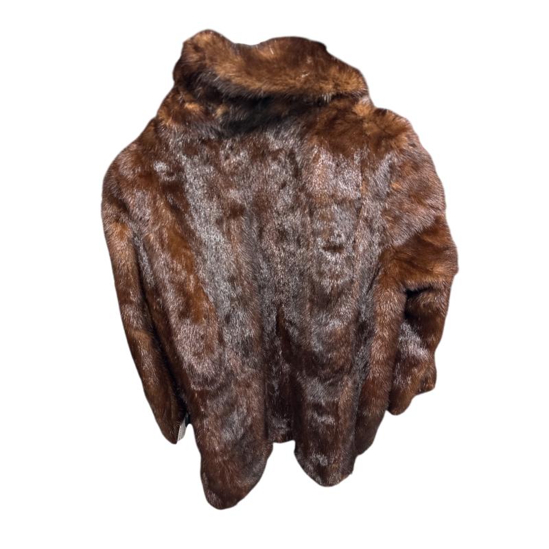 PELLICCIA VISONE CORTO | Mercatino dell'Usato Roma ostia 2