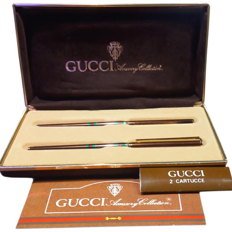 PENNA GUCCI SET 2 PZ | Mercatino dell'Usato Roma ostia 1