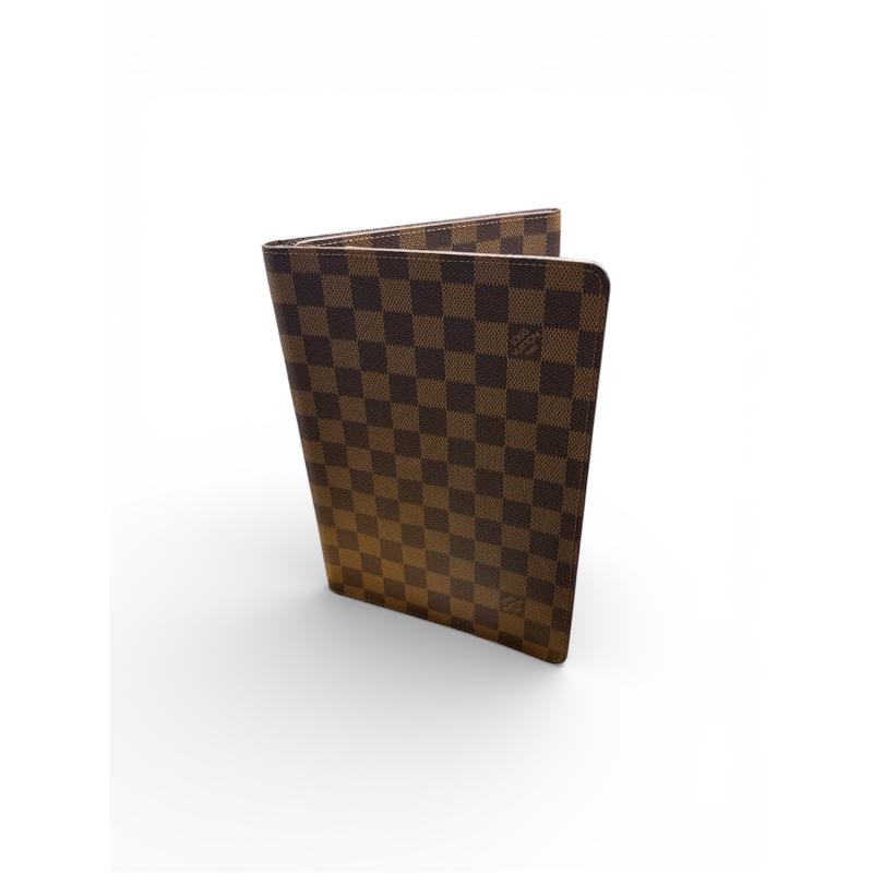PORTA DOCUMENTI VUITTON TELA DAMIER | Mercatino dell'Usato Roma ostia 1