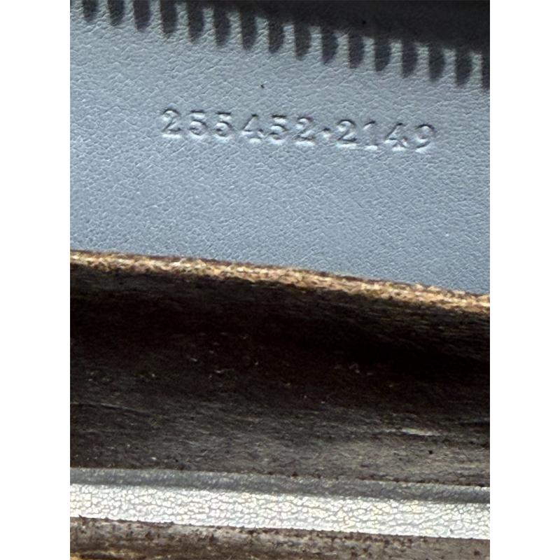 PORTA FOGLIO GUCCI CELESTE MONOGRAM | Mercatino dell'Usato Roma ostia 4