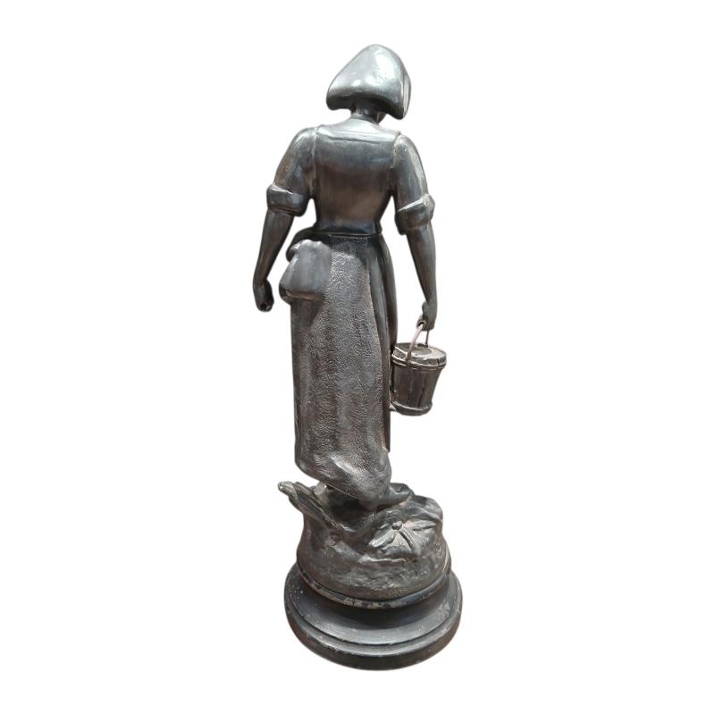 STATUA ACQUAIOLA PELTRO | Mercatino dell'Usato Roma ostia 2