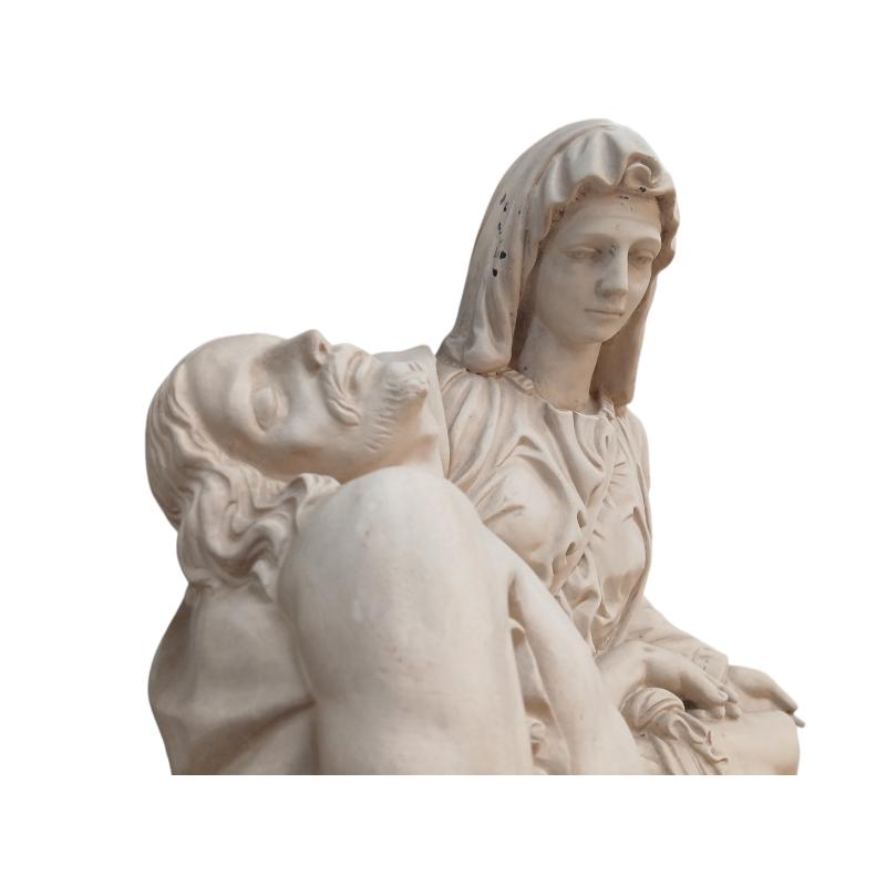 STATUA PIETA MICHELANGELO PIETRA POROSA | Mercatino dell'Usato Roma ostia 2