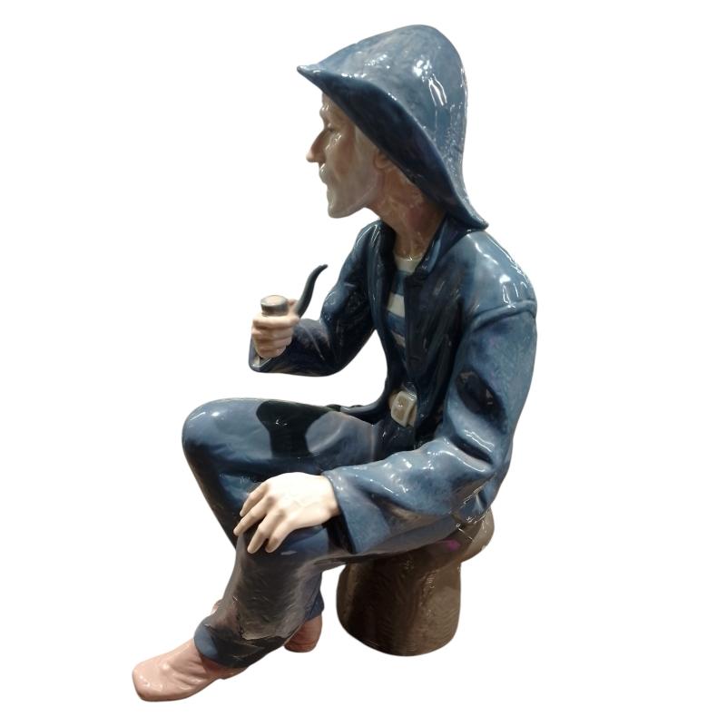 STATUETTA NAO VECCHIO CON PIPA | Mercatino dell'Usato Roma ostia 3