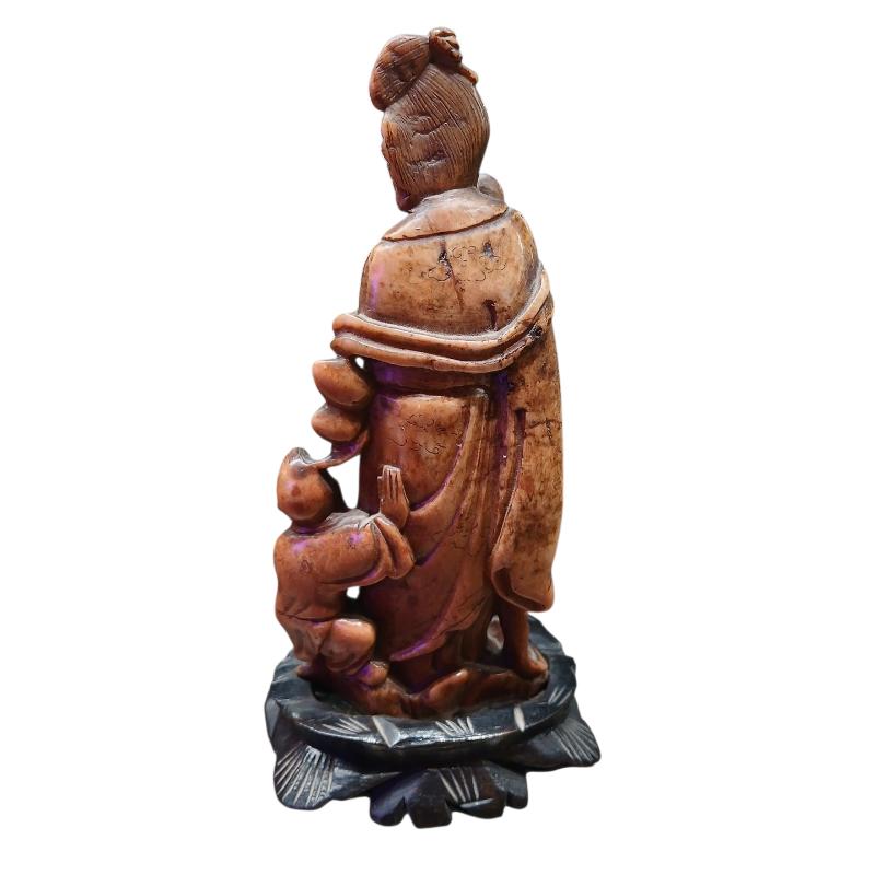 STATUINA GEISHA PIETRA AMBRATA | Mercatino dell'Usato Roma ostia 2