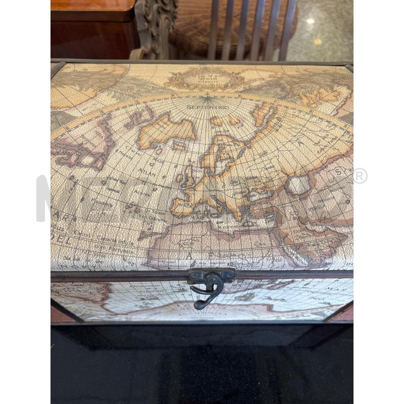 BAULETTO IN LEGNO CARTINA GEOGRAFICA VNTG | Mercatino dell'Usato Pomezia 2