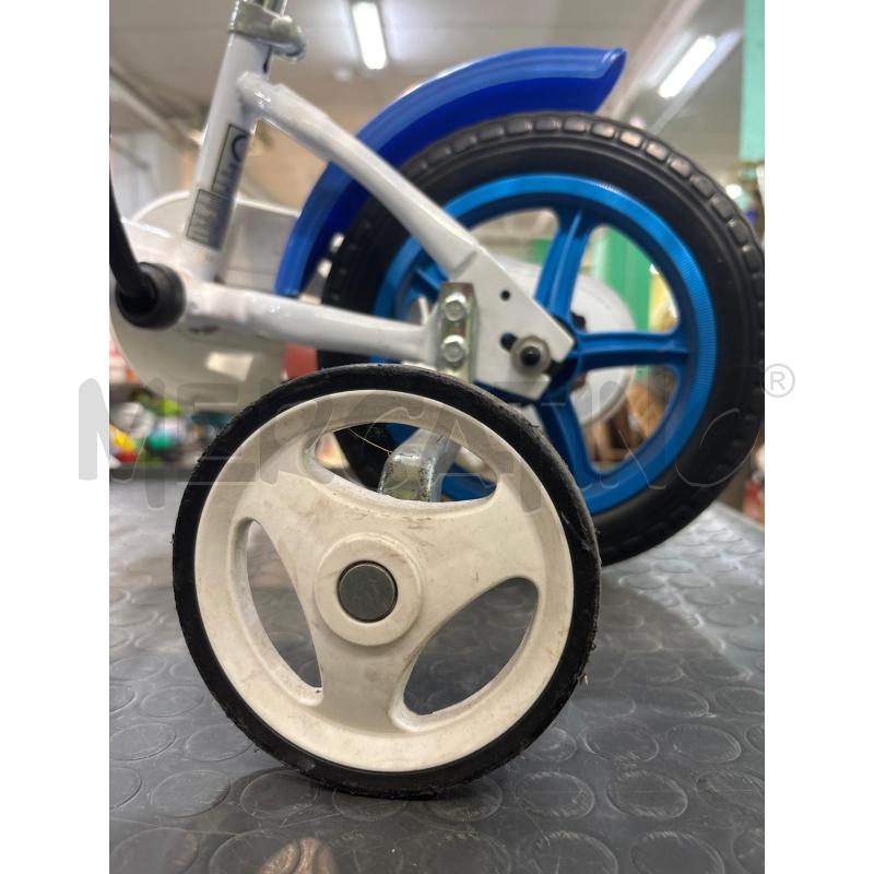 BICICLETTA ROTELLE | Mercatino dell'Usato Pomezia 4
