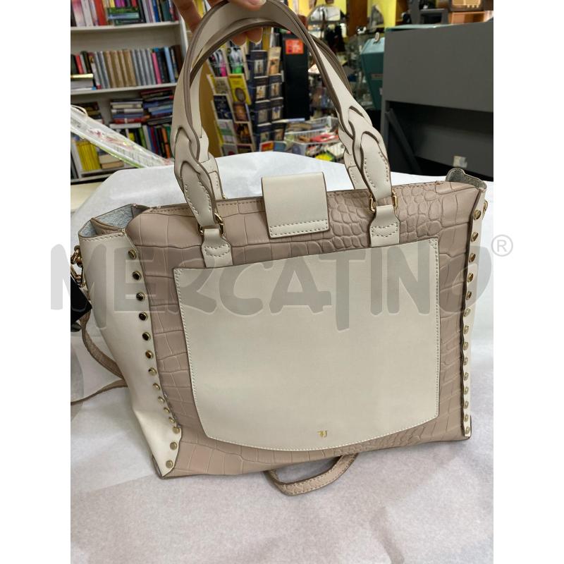 BORSA DONNA BEIGE PELLE BORCHIE TRUSSARDI  | Mercatino dell'Usato Pomezia 3