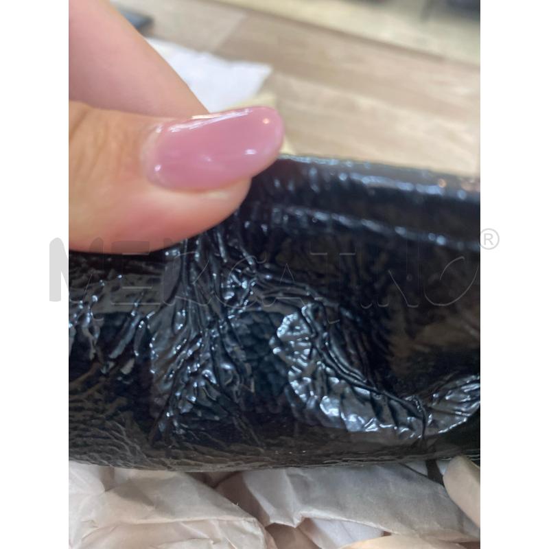 BORSA DONNA BURBERRY VERNICE NERA FIORI | Mercatino dell'Usato Pomezia 5
