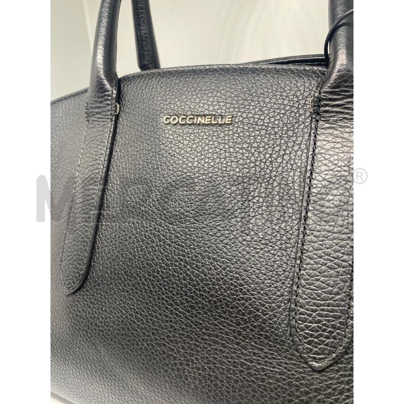 BORSA DONNA NERA COCCINELLE PARTI IN VELLUTO | Mercatino dell'Usato Pomezia 2