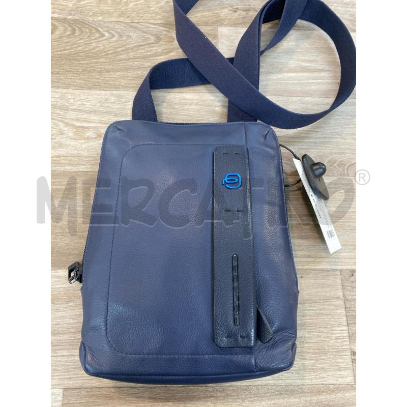 BORSELLO UOMO PIQUADRO PELLE BLU SCURO ZIP VERTICALE | Mercatino dell'Usato Pomezia 1