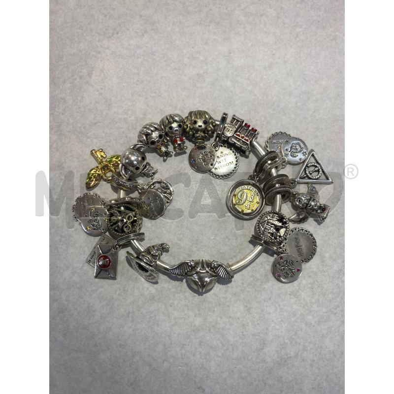 BRACCIALETTO PANDORA 18 CHARMS TEMA HARRY POTTER RIGIDO CHIUSURA BOCCINO | Mercatino dell'Usato Pomezia 1