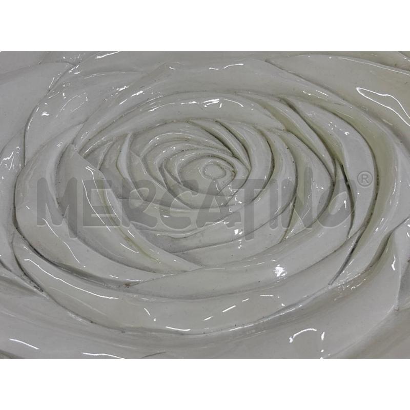 CENTROTAVOLA BIANCO GRANDE ROSA  | Mercatino dell'Usato Pomezia 2