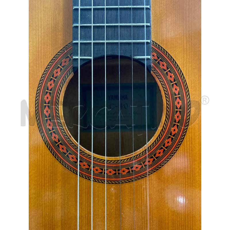 CHITARRA CLASSICA YAMAHA C40 + CUSTODIA  | Mercatino dell'Usato Pomezia 2