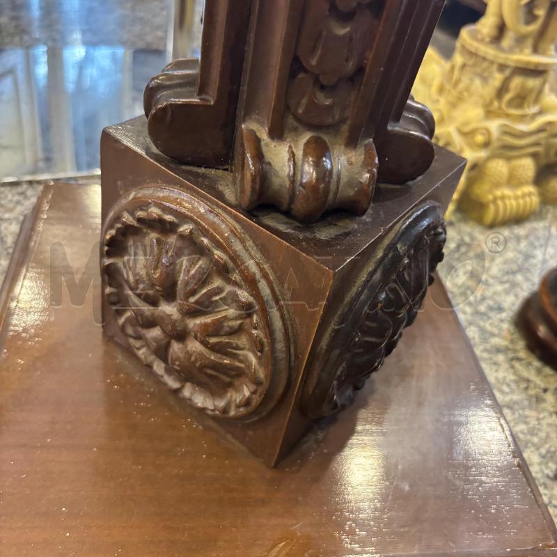COLONNA LEGNO DONNE | Mercatino dell'Usato Pomezia 3