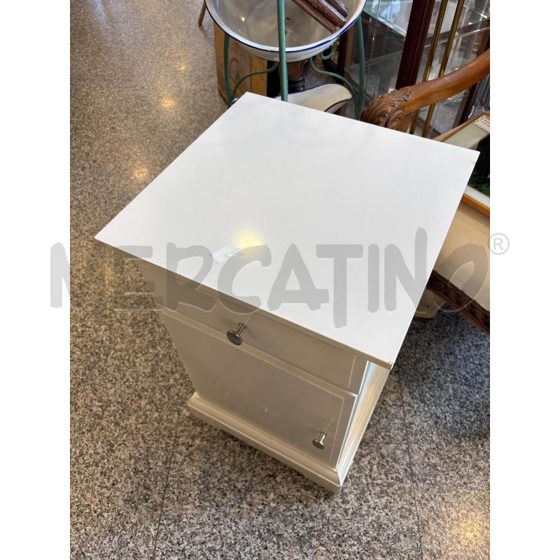 COMODINO BIANCO1 CASSETTO | Mercatino dell'Usato Pomezia 2