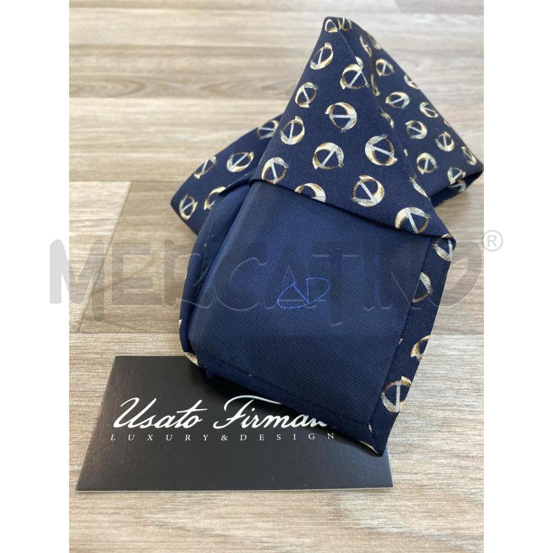 CRAVATTA BLU VALENTINO  | Mercatino dell'Usato Pomezia 2