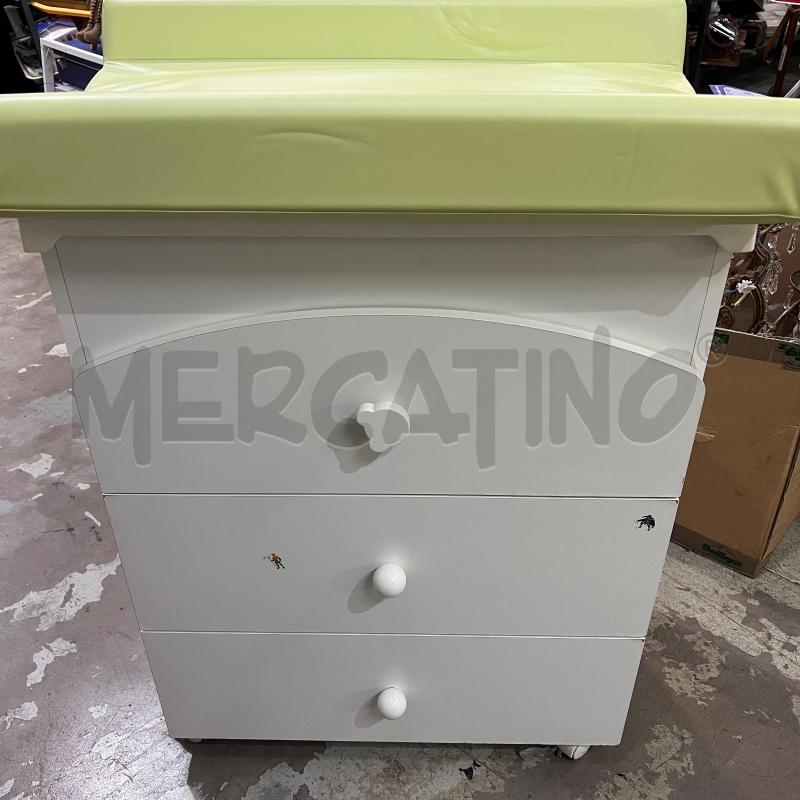 FASCIATOIO BIANCO E VERDE 3 CASSETTI CON VASCHETTA  | Mercatino dell'Usato Pomezia 1