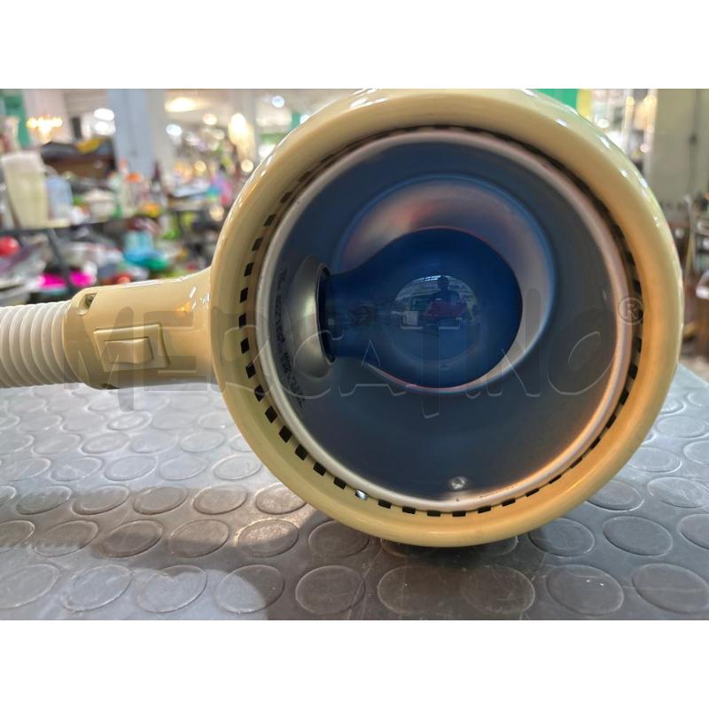 LAMPADA DA SCRIVANIA DESIGN BIANCA | Mercatino dell'Usato Pomezia 4