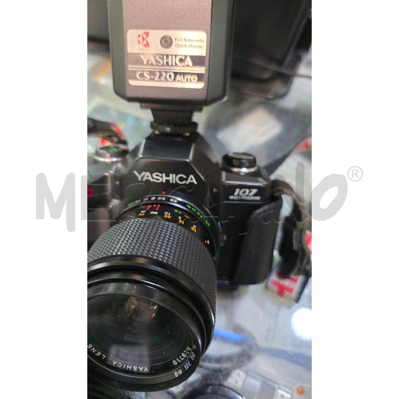MACCHINA FOTOGRAFICA YASHICA 107+FLASH | Mercatino dell'Usato Pomezia 3