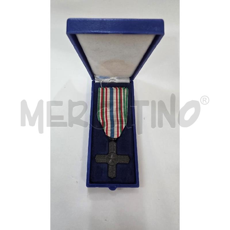 MEDAGLIA AL MERITO CON SCATOLA | Mercatino dell'Usato Pomezia 1