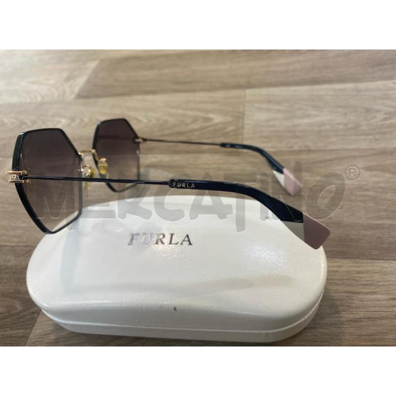 OCCHIALI DONNA FURLA ESAGONALI | Mercatino dell'Usato Pomezia 2