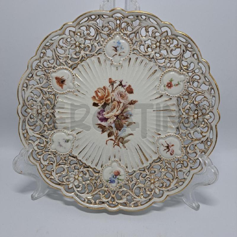 PIATTO ZOLNAY PECS 2241 ROSE CENTRALI | Mercatino dell'Usato Pomezia 1
