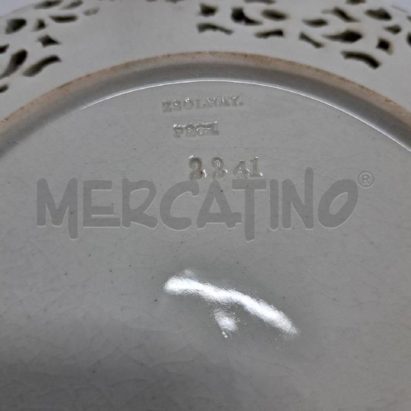 PIATTO ZOLNAY PECS 2241 ROSE CENTRALI | Mercatino dell'Usato Pomezia 4