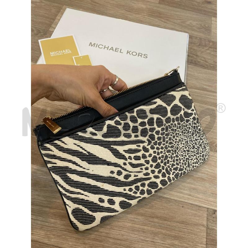 POCHETTE MICHAEL KORS TESSUTO ANIMALIER BIANCO E NERO | Mercatino dell'Usato Pomezia 3