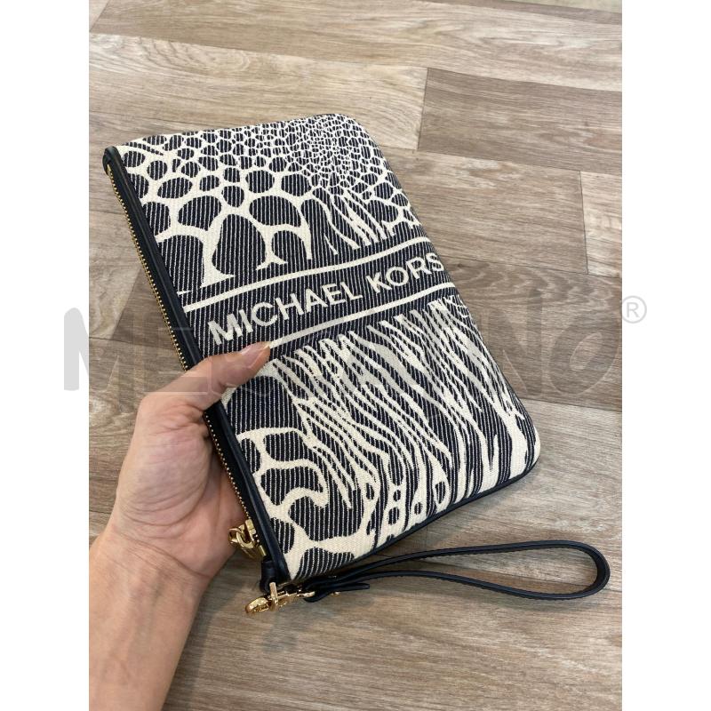 POCHETTE MICHAEL KORS TESSUTO ANIMALIER BIANCO E NERO | Mercatino dell'Usato Pomezia 5