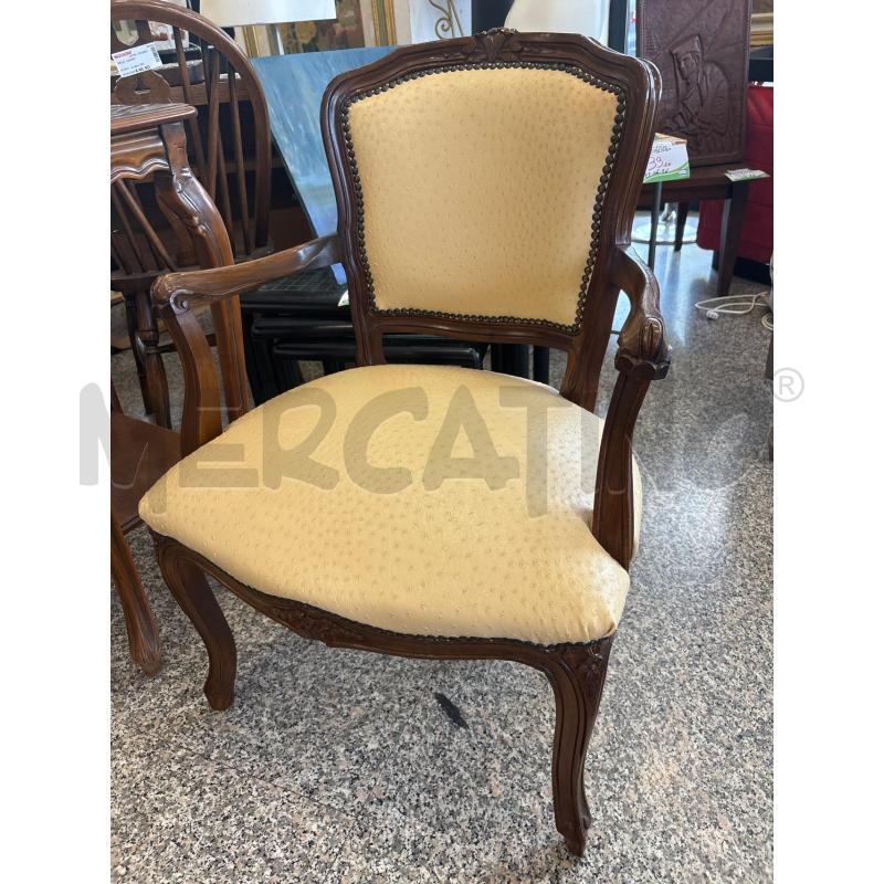 POLTRONA BAROCCO STOFFA BEIGE | Mercatino dell'Usato Pomezia 1