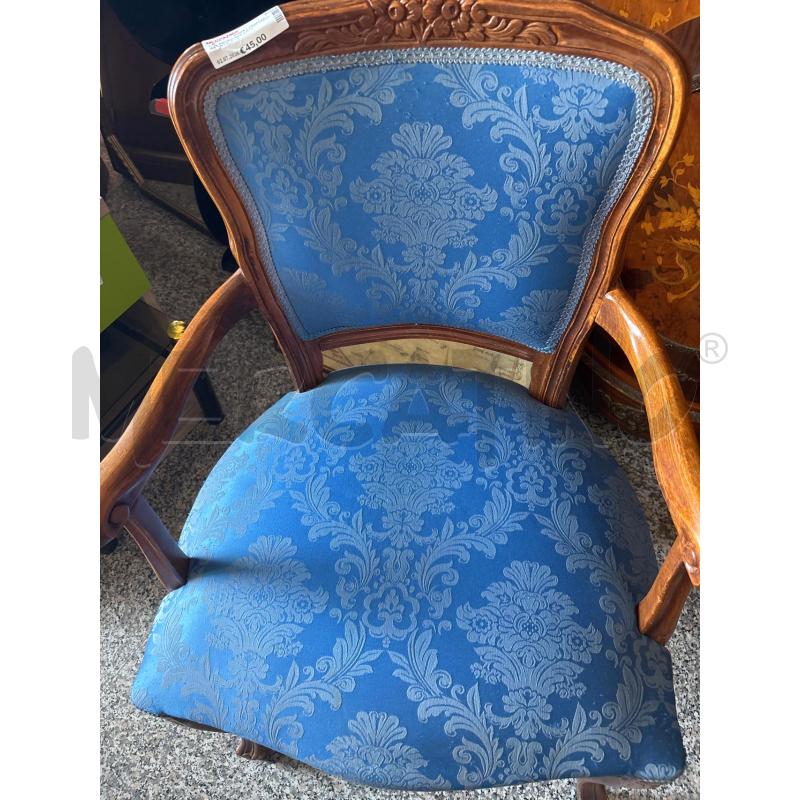 POLTRONCINA LEGNO DAMASCATA BLU CON CUSCINO | Mercatino dell'Usato Pomezia 2