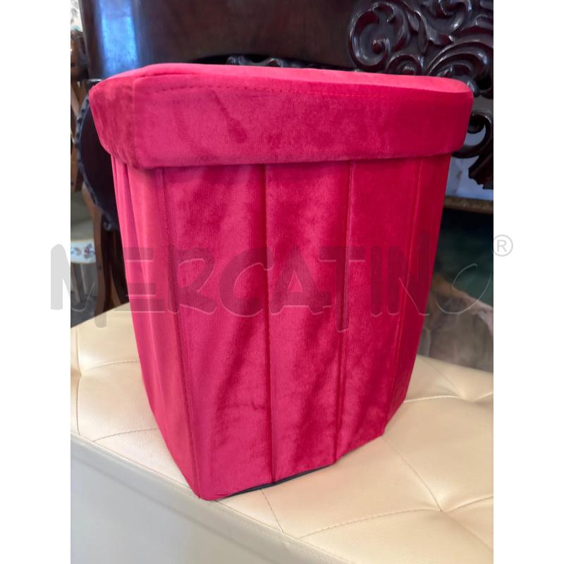 POUF CUORE ROSSO | Mercatino dell'Usato Pomezia 2