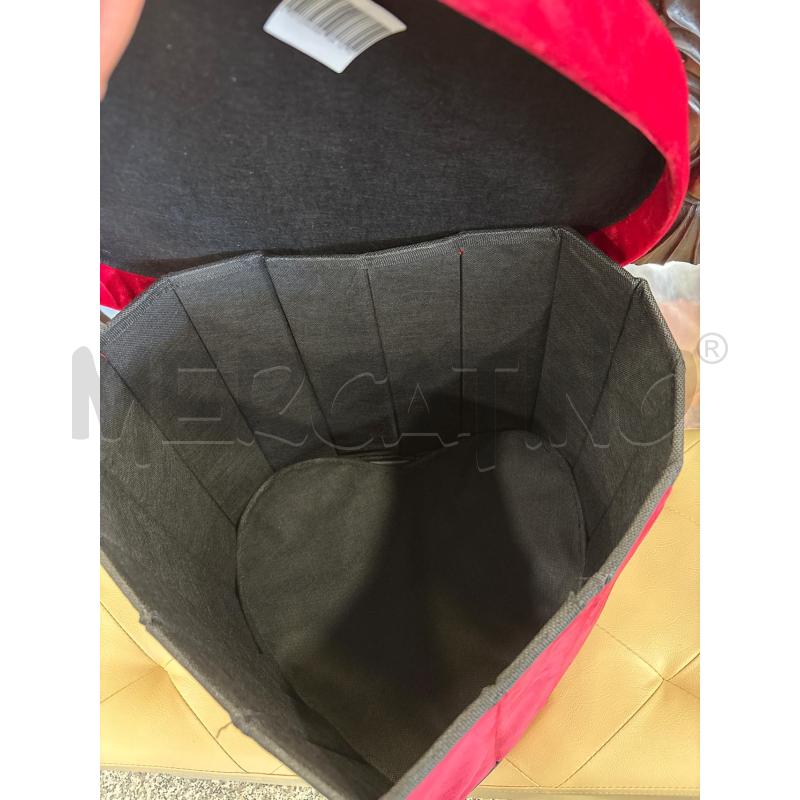 POUF CUORE ROSSO | Mercatino dell'Usato Pomezia 4