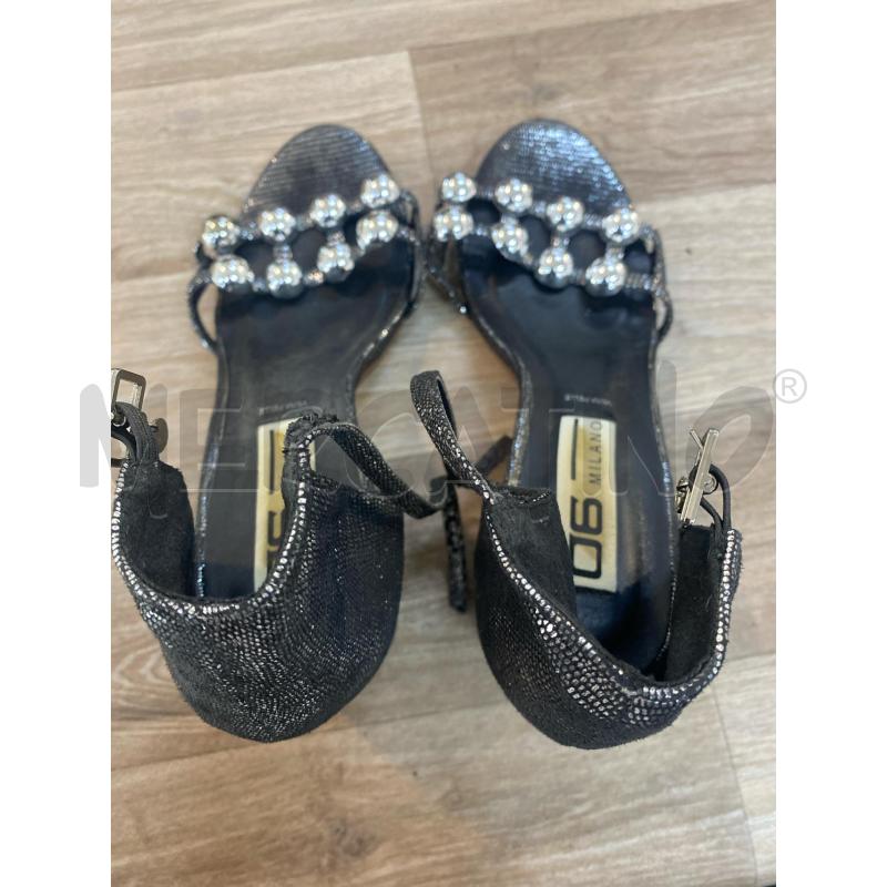 SANDALI DONNA 06 MILANO TACCO SQUADRATO FASCIA COLLO PIEDE BORCHIE OVALI LUREX ARGENTO SIMIL SERPENT | Mercatino dell'Usato Pomezia 5