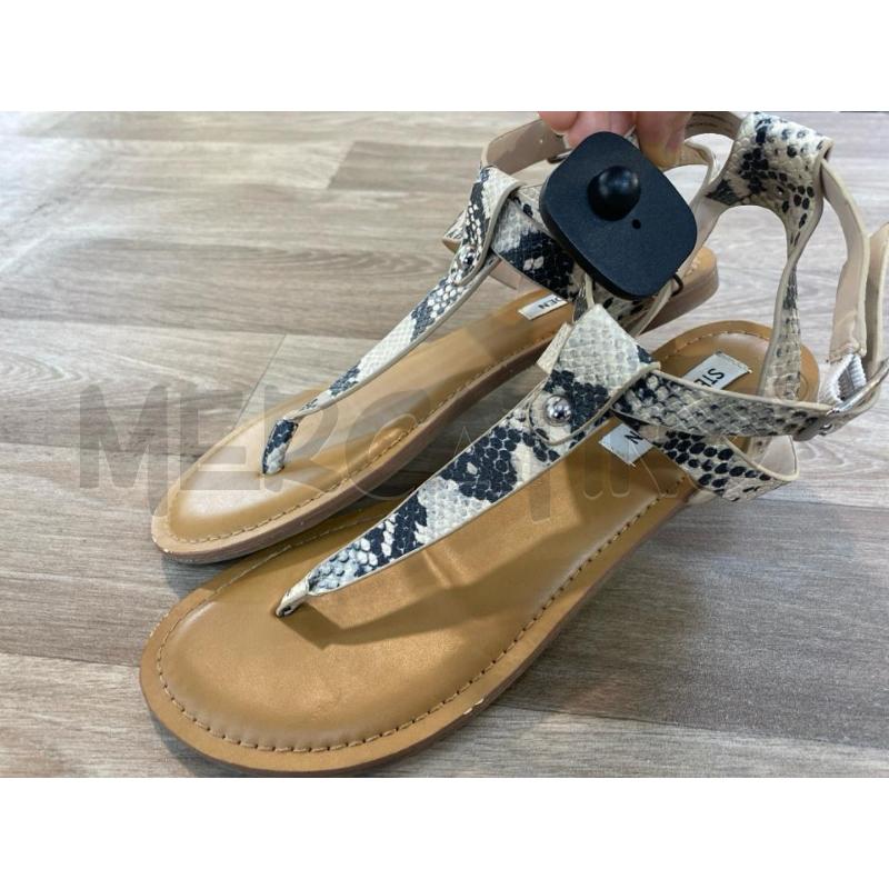 SANDALI DONNA INFRADITO STEVE MADDEN BASSI PITONATI | Mercatino dell'Usato Pomezia 4