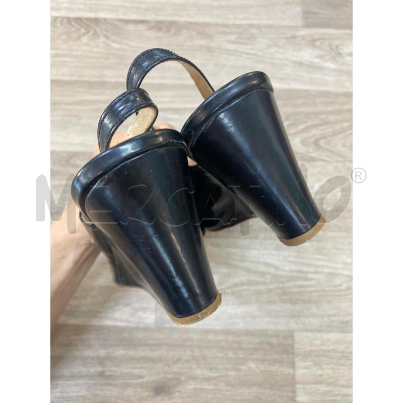 SCARPE DONNA TOSCA BLU NERE FIBIETTA DORATA  | Mercatino dell'Usato Pomezia 4